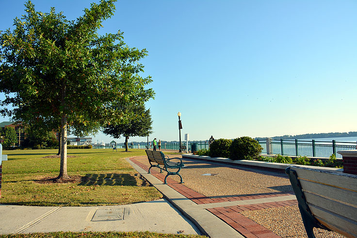 Walking path and benches at Union Point Park in New Bern, NC