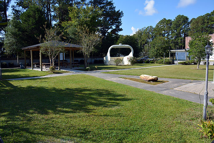 Aurora Fossil Museum park