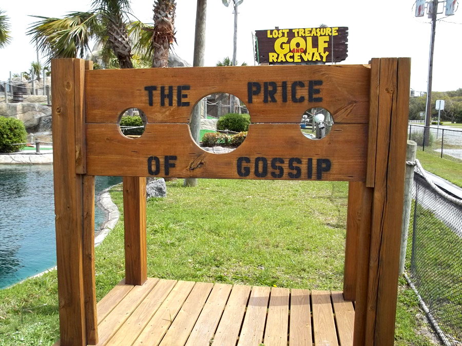 Lost Treasure Golf and Raceway - Crystal Coast pillory