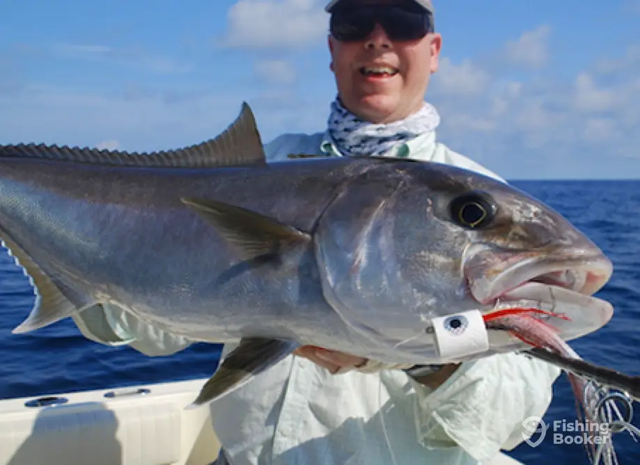 Waterdog Guide Service – 28’ charter image 2