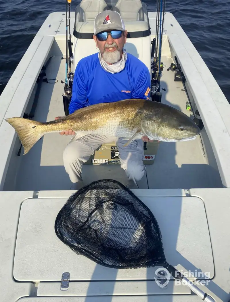 Young Co. Guide Service – 22' charter image 2