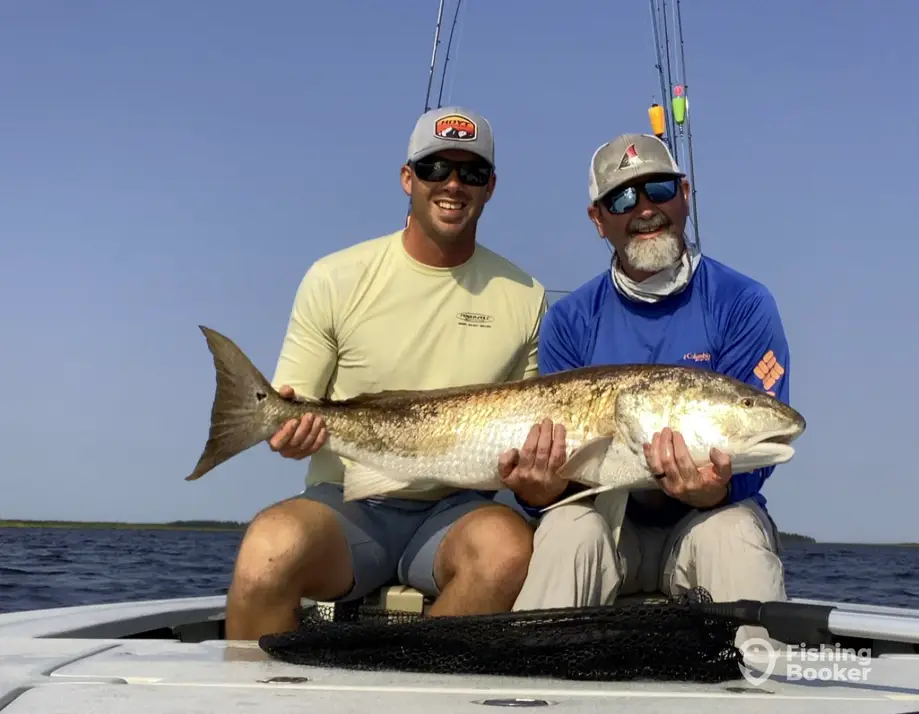 Young Co. Guide Service – 22' charter image 3