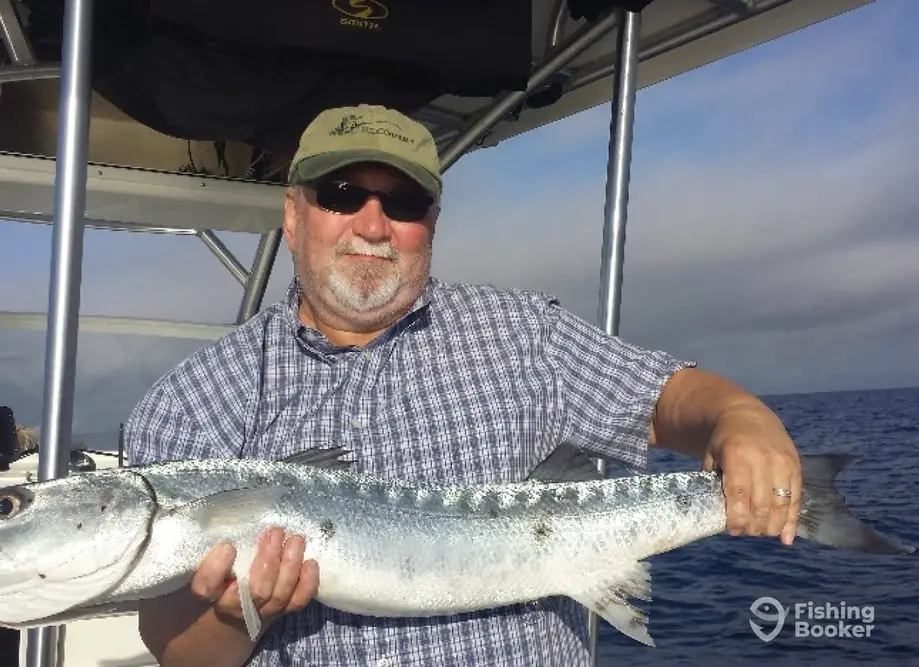 Breakday Charters – 30' Ragtime charter image 5